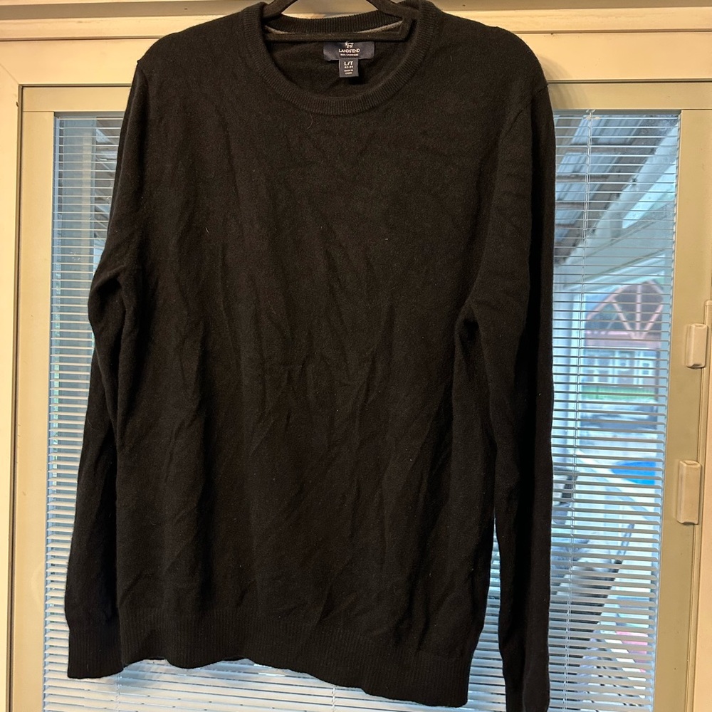 Fine gauge cashmere Sweater